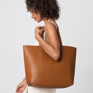 Cuyana Structured Tote - NEW (caramel brown)